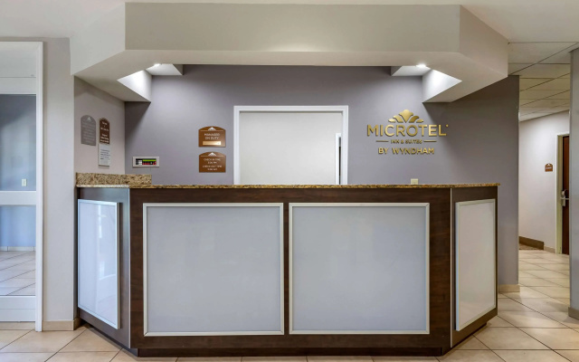 photo 2 of Microtel Inn & Suites By Wyndham Sylva Dillsboro Area