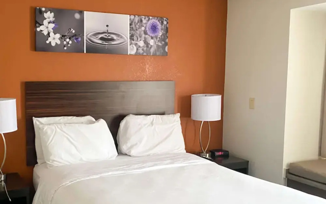 photo 5 of Microtel Inn & Suites by Wyndham Decatur