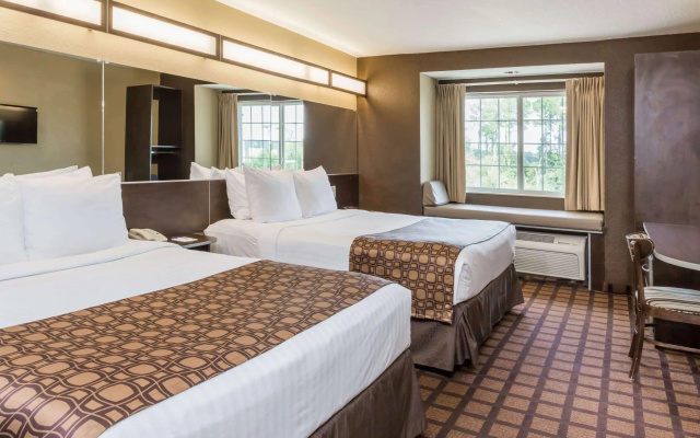 photo 4 of Microtel Inn & Suites by Wyndham Jacksonville Airport