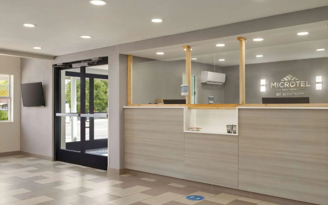 photo 2 of Microtel Inn & Suites by Wyndham Raleigh