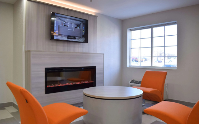 photo 3 of Microtel Inn & Suites by Wyndham Raleigh
