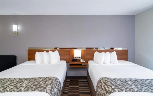 photo 4 of Microtel Savannah Pooler
