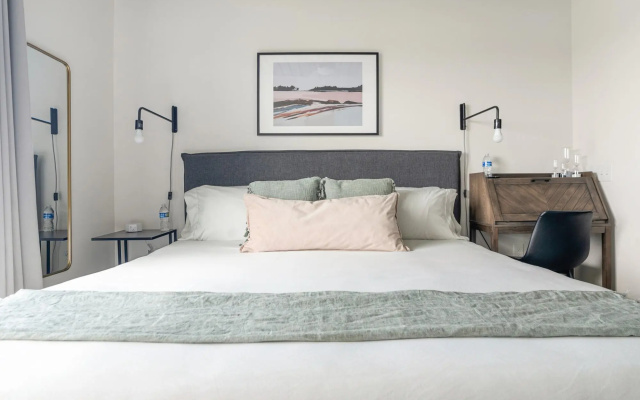 photo 2 of Mid Main Lofts #6106 | Hip & stylish modern 1BR loft | Midtown