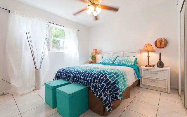 photo 3 of Mid Mari by Real Estate Gizmo