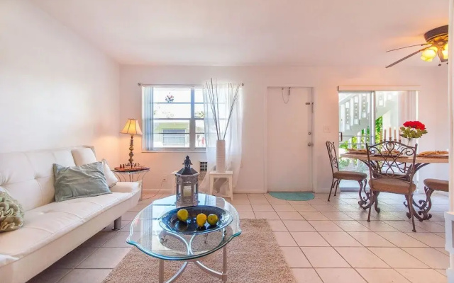 photo 4 of Mid Mari by Real Estate Gizmo