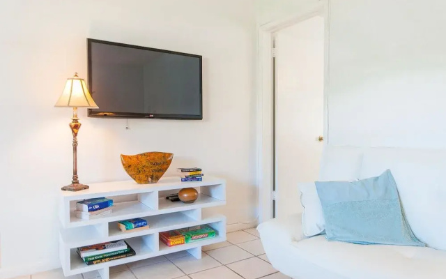 photo 5 of Mid Mari by Real Estate Gizmo