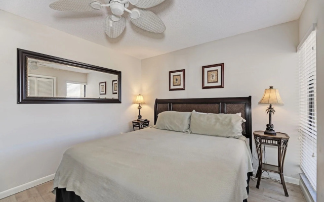 photo 2 of Midnight Cove Ii 831f - Beautiful Vacation Rental! 2 Bedroom Condo