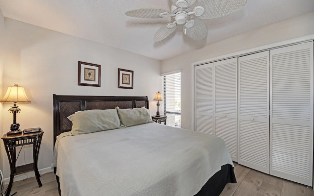 photo 3 of Midnight Cove Ii 831f - Beautiful Vacation Rental! 2 Bedroom Condo