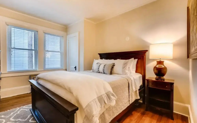 photo 2 of Midtown 1417 By Homecomfortstay