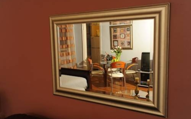 photo 3 of Midtown East Apartments by Globe Quarters