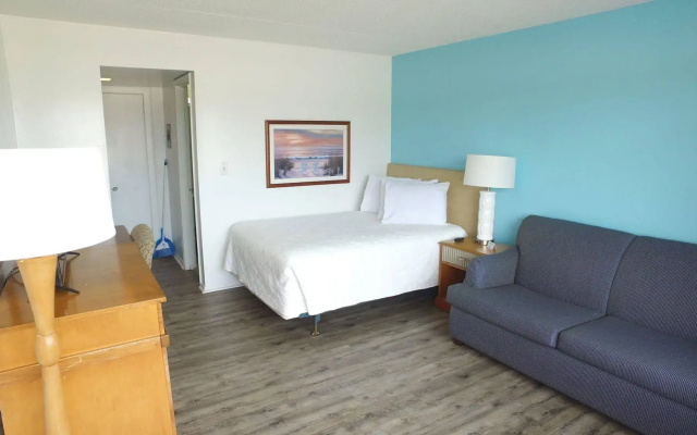 photo 5 of Midtown Inn