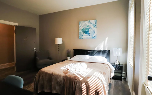 photo 4 of Midtown Suites
