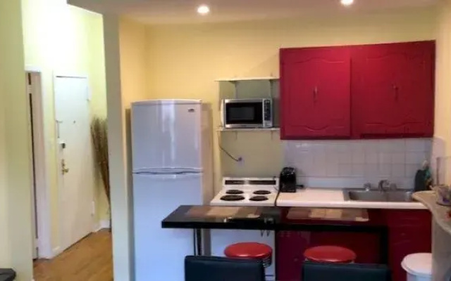 photo 2 of Midtown West Apartment