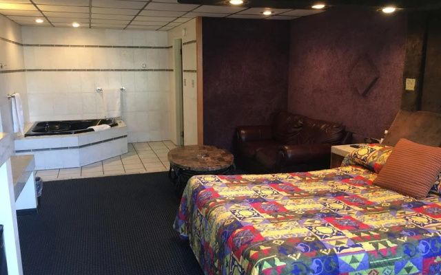 photo 3 of Midway Inn & Suites