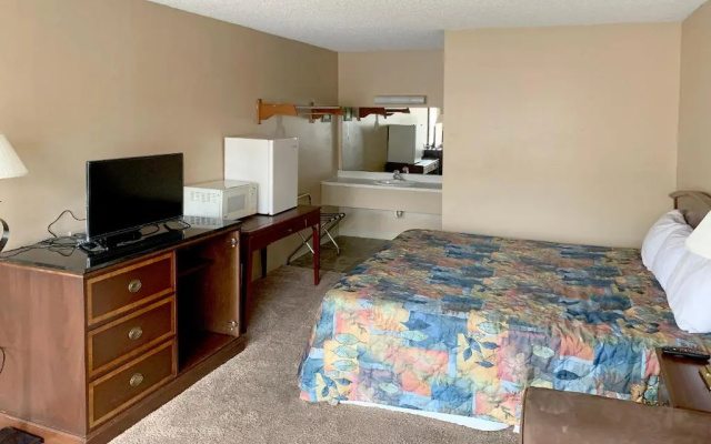 photo 3 of OYO Hotel Branson MO-165
