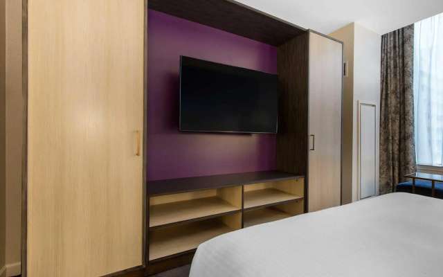 photo 3 of The Chicago Hotel Collection Magnificent Mile Hotel & Suites 