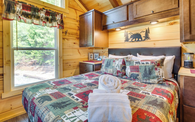 photo 3 of 7 Mi to Lake Lure: Mill Spring Cabin w/ Hot Tub