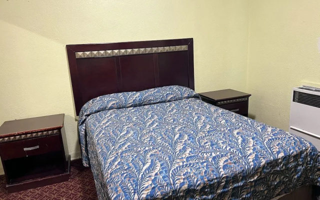 photo 5 of Miller Hotel