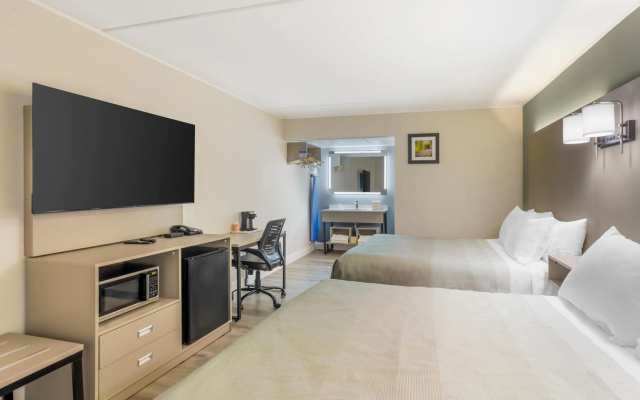 photo 3 of Quality Inn Smoketown - Lancaster Area