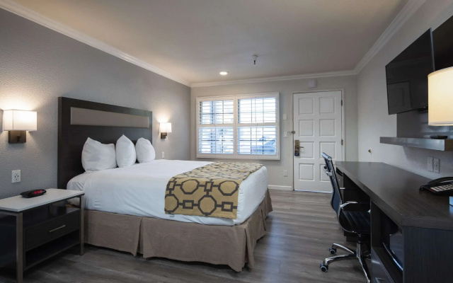 photo 4 of Rodeway Inn Milpitas near Great Mall