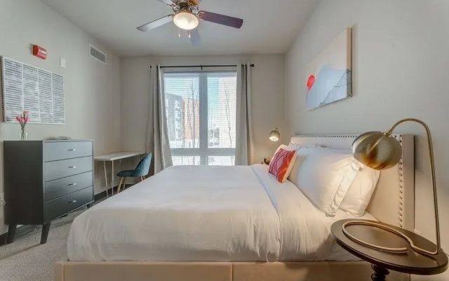 photo 2 of Milwaukee Beautiful Family 2BD 2BA Downtown Apartment
