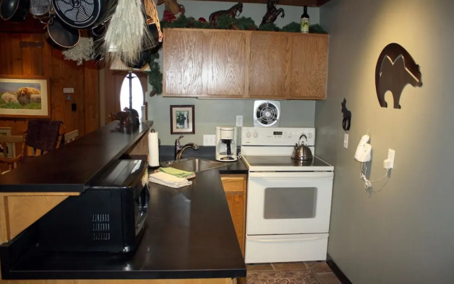 photo 4 of Miners Candle #3 by Peak Property Management