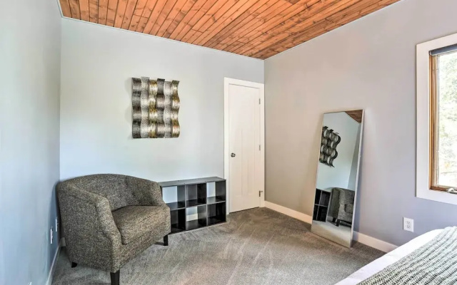 photo 2 of Minneapolis Townhome w/ Loft < 3 Mi to Dtwn!