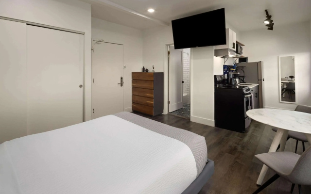 photo 5 of Reside Seattle Downtown, a Wyndham Residence