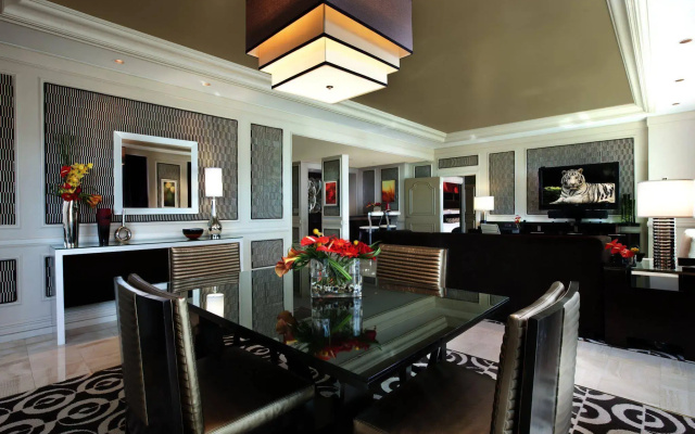 photo 2 of The Mirage Hotel & Casino