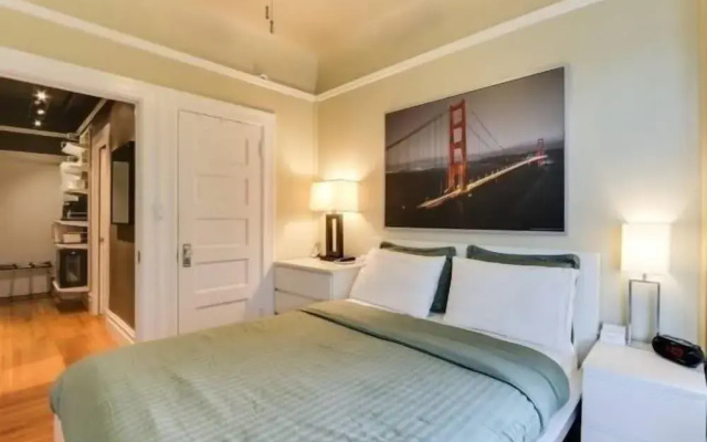 photo 2 of Mission Dolores Suite 1 Bedroom Condo by Redawning
