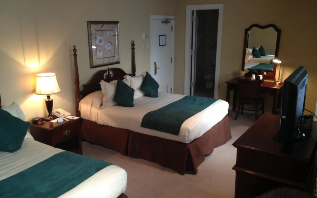 photo 4 of Missouri Athletic Club