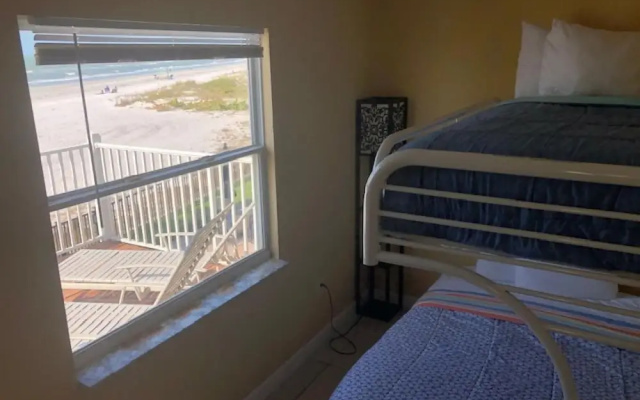 photo 2 of Misty Isles Redington Beachfront Suite 4