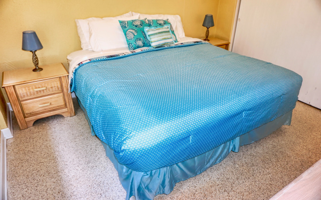 photo 4 of Misty Isles Redington Beachfront Suite 6