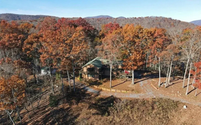 photo 4 of Misty Mountains Manor & Overlook- Blue Ridge GA