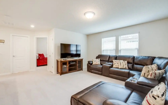 photo 5 of Misty Oak Circle Villa Solterra