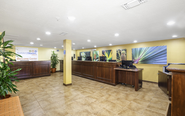 photo 2 of Mizner Place at Weston Town Center, Fort Lauderdale