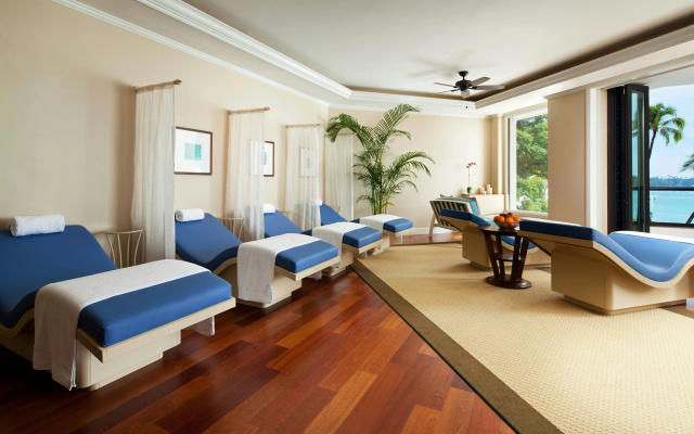 photo 3 of Moana Surfrider, A Westin Resort & Spa, Waikiki Beach