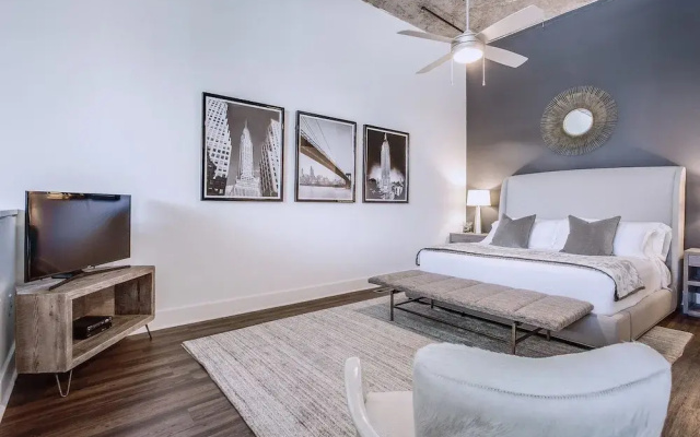 photo 2 of Mod Loft