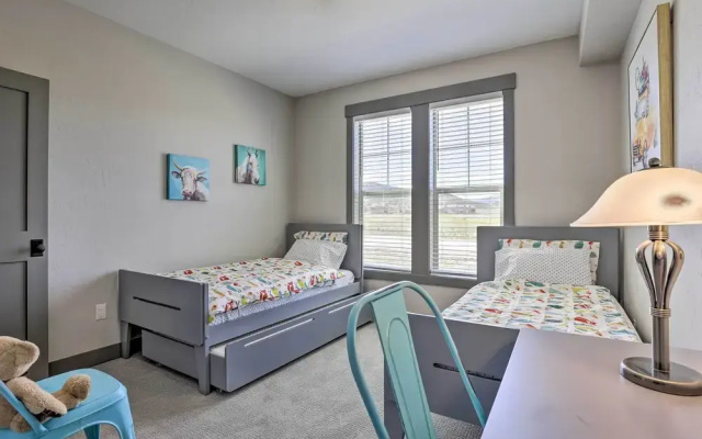 photo 4 of 20 Mi to Winter Park: Mtn-view Townhome w/ Balcony