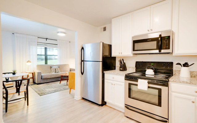 photo 3 of Modern 1BD Near Music Row and Downtown