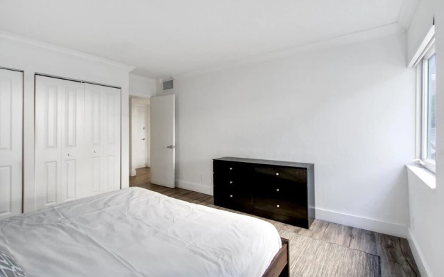 photo 5 of Modern 1BR in Coconut Grove by Sonder