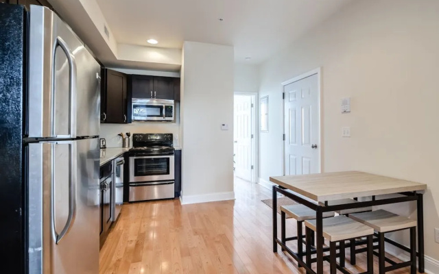 photo 4 of Modern 2 BED Bath Near Center City&university City