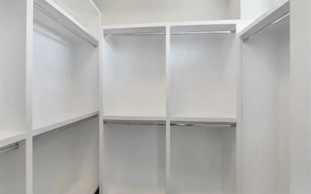 photo 3 of "modern 3bed Townhome. Near Nrg"