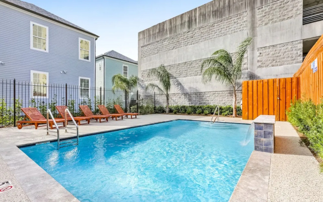 photo 3 of Modern 3BR Condo With Pool