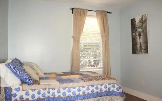 photo 5 of Modern 66th Street Apartment