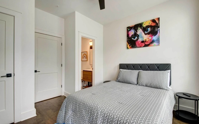photo 3 of Modern Atlanta Townhome Rental ~ 2 Mi to Downtown!