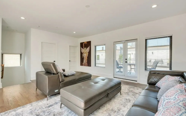 photo 3 of Luxury Living: High-rise Balcony 2 Mi to Dtwn ATL