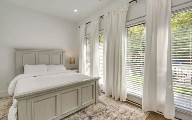 photo 4 of Luxury Living: High-rise Balcony 2 Mi to Dtwn ATL