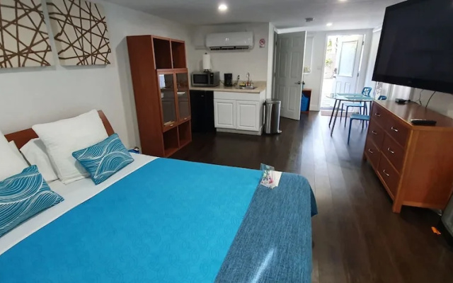 photo 2 of Modern Cabin 1