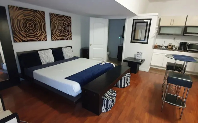 photo 4 of Modern Cabin 1